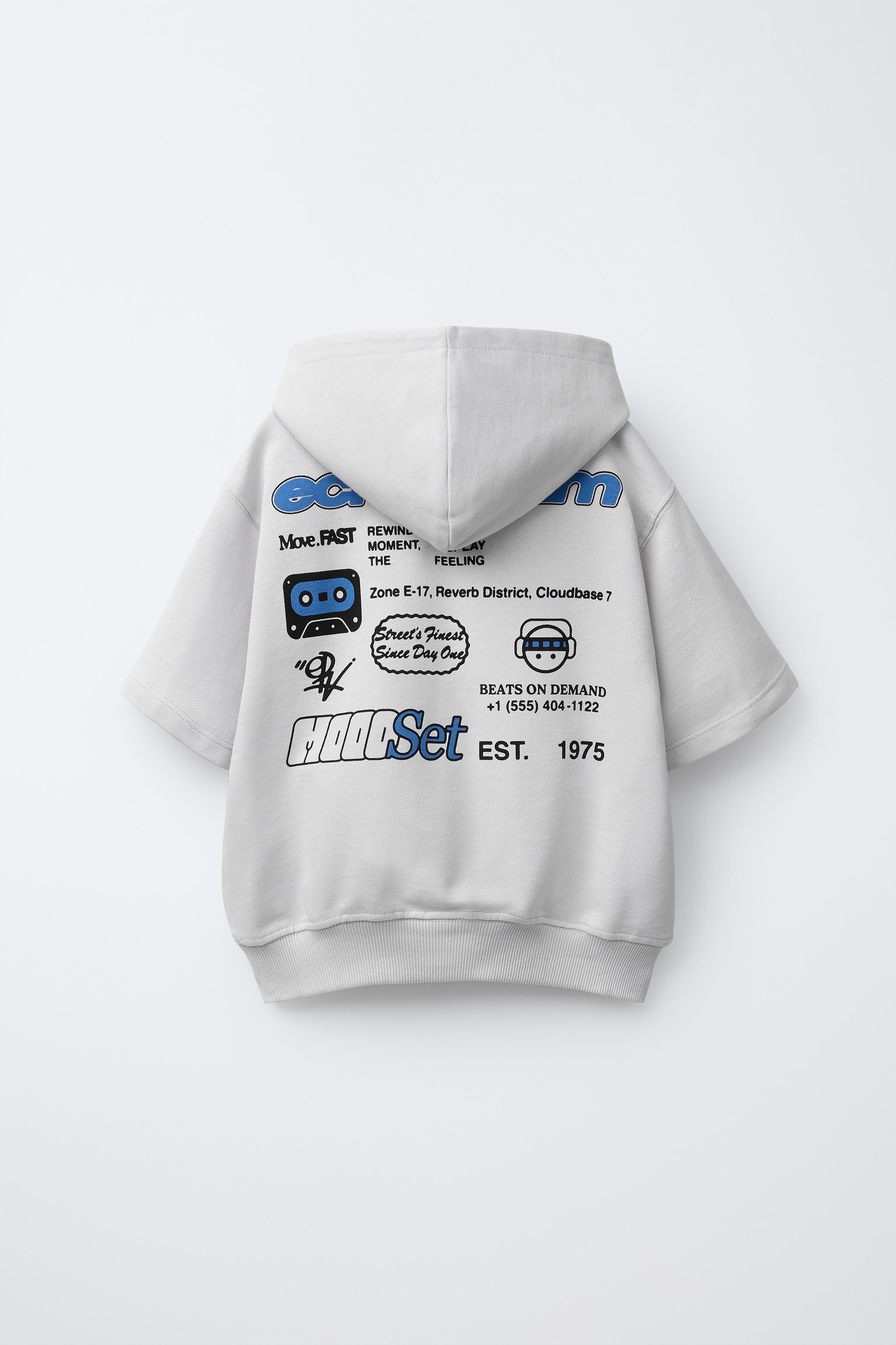 SWEAT À CAPUCHE ET MANCHES COURTES